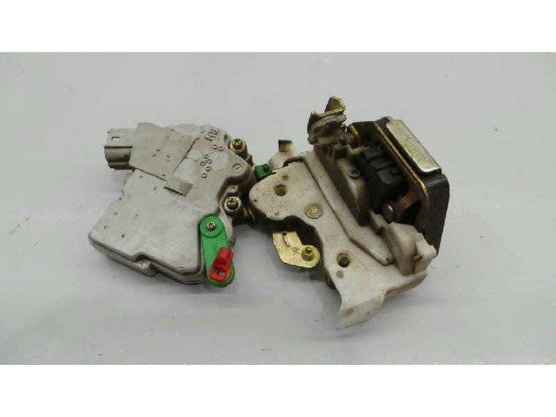 Recambio de cerradura puerta trasera derecha para nissan terrano/terrano.ii (r20) luxury referencia OEM IAM   E2-A4-55-2