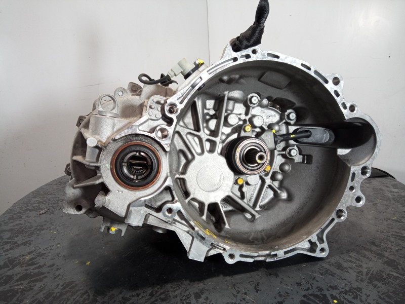Recambio de caja cambios para hyundai tucson sle mild-hybrid 2wd referencia OEM IAM WKJ6E  M1-A3-122