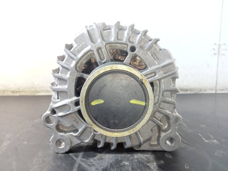Recambio de alternador para volkswagen t-roc sport referencia OEM IAM 05E903026Q  P3-B6-2-4