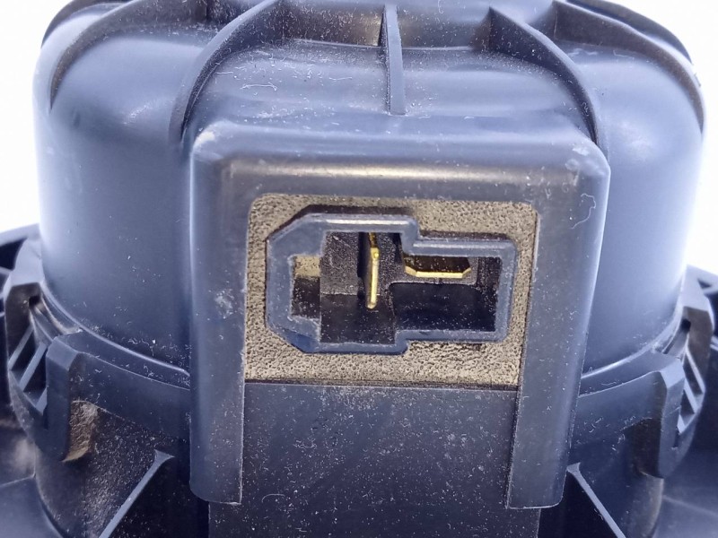 Recambio de ventilador calefaccion para hyundai i40 style referencia OEM IAM B308830510 A0550174 E2-B5-4-2