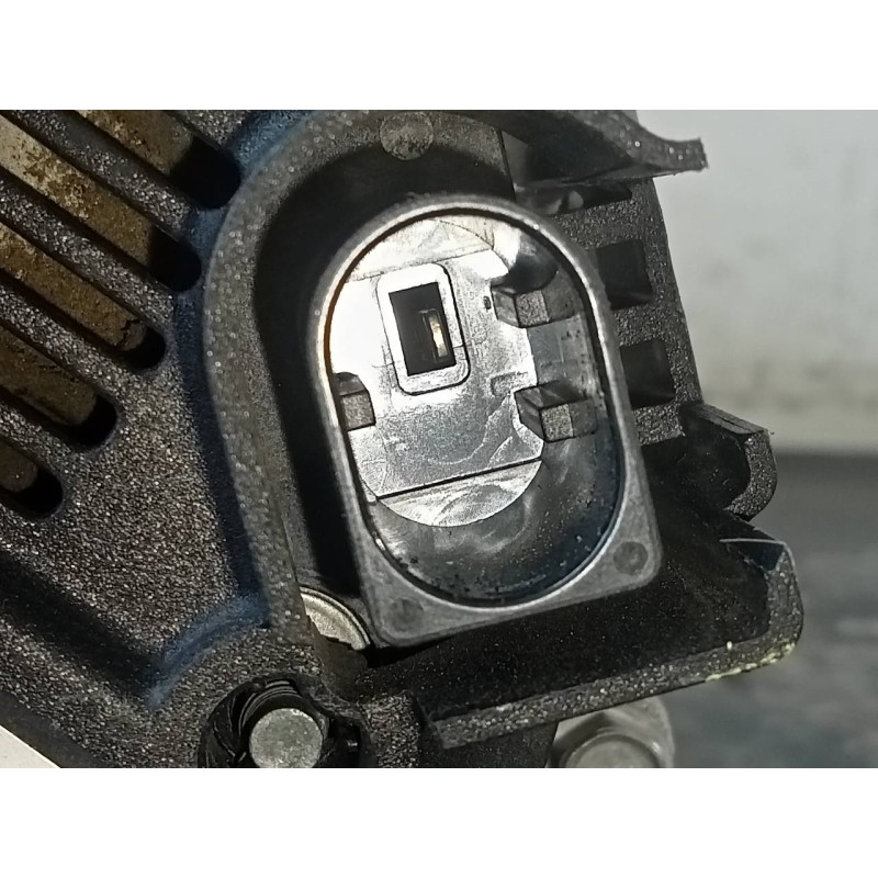 Recambio de alternador para volkswagen t-roc sport referencia OEM IAM 05E903026Q  P3-B6-2-4