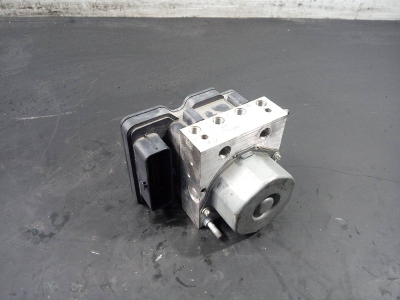 Recambio de abs para mitsubishi space star (a00) kaiteki referencia OEM IAM 4670B229 17091810200 P3-A8-19-3