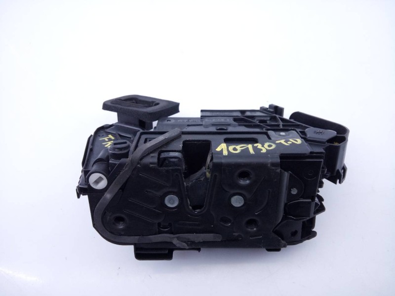Recambio de cerradura puerta trasera derecha para volkswagen t-roc sport referencia OEM IAM 5TA839015L  E1-B6-28-1