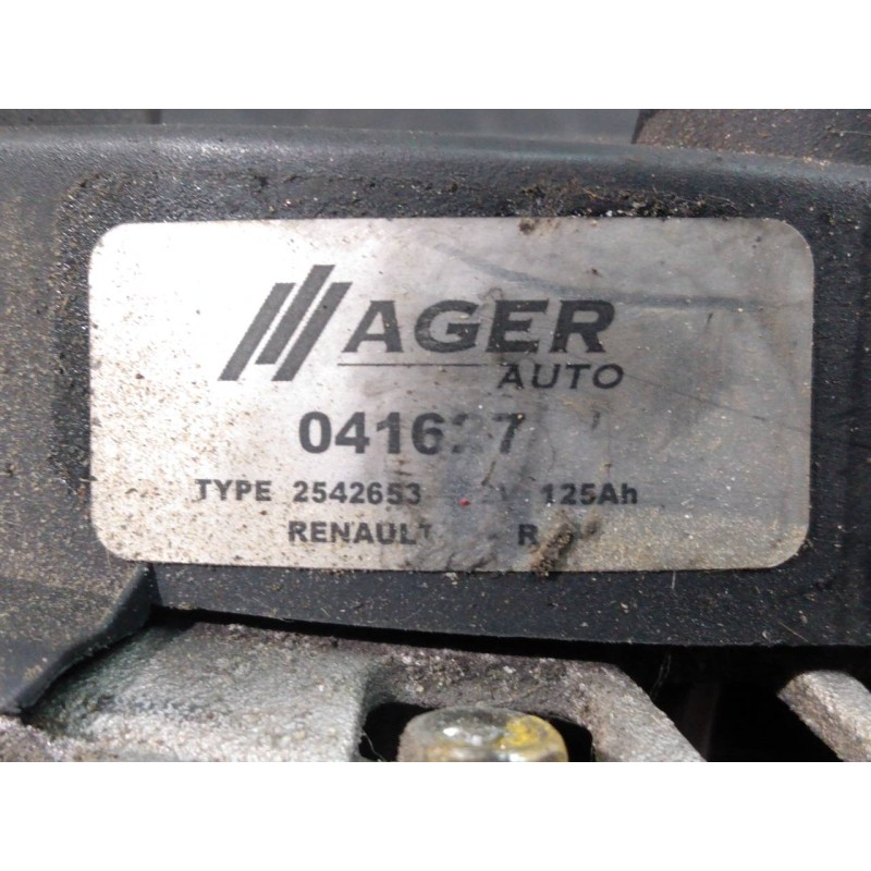 Recambio de alternador para renault trafic caja cerrada (ab 4.01) referencia OEM IAM 2542653  P3-B5-5-3