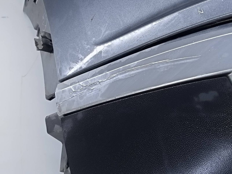 Recambio de paragolpes trasero para volkswagen t-roc sport referencia OEM IAM 2GA807521S  