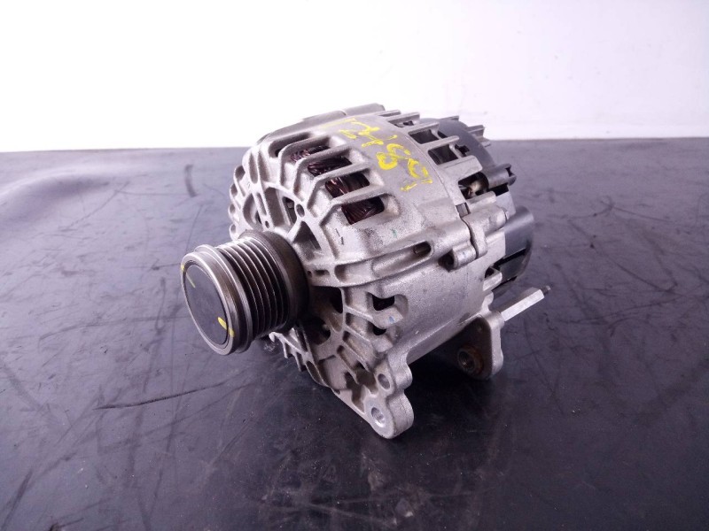 Recambio de alternador para seat ateca (kh7) xcellence referencia OEM IAM 04L903021D 118497254 P3-B5-4-2