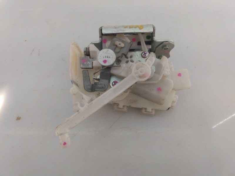 Recambio de cerradura maletero / porton para mitsubishi space star (a00) kaiteki referencia OEM IAM   E2-B4-40-2