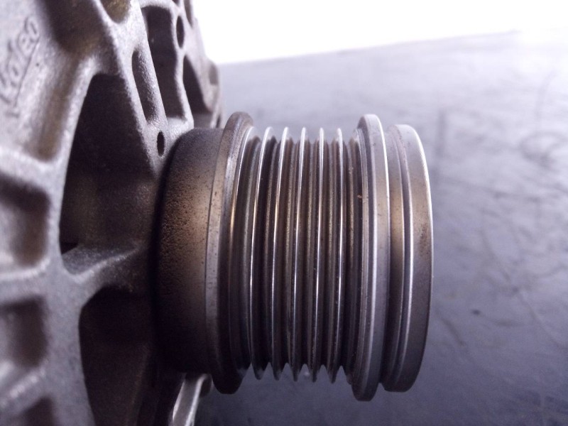 Recambio de alternador para seat ateca (kh7) xcellence referencia OEM IAM 04L903021D 118497254 P3-B5-4-2