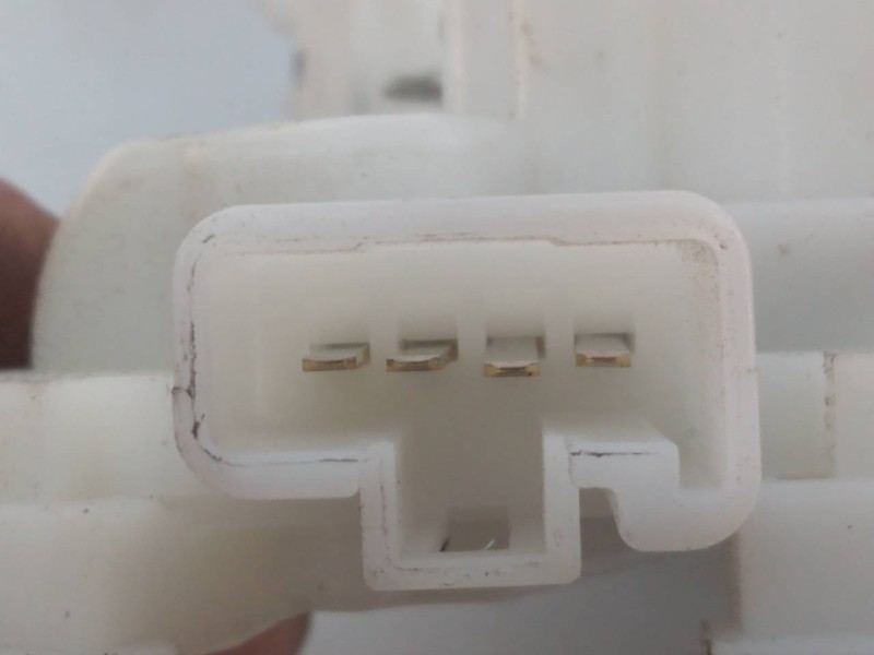 Recambio de cerradura maletero / porton para mitsubishi space star (a00) kaiteki referencia OEM IAM   E2-B4-40-2