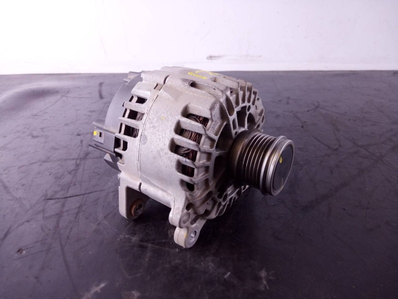 Recambio de alternador para seat ateca (kh7) xcellence referencia OEM IAM 04L903021D 118497254 P3-B5-4-2