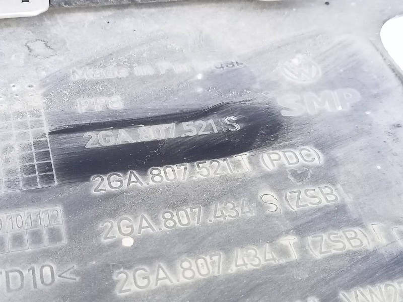 Recambio de paragolpes trasero para volkswagen t-roc sport referencia OEM IAM 2GA807521S  