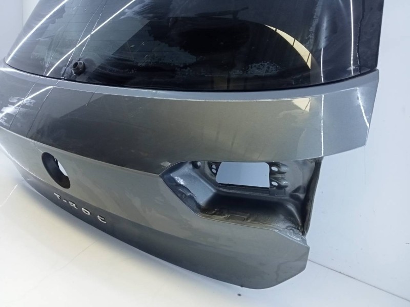 Recambio de porton trasero para volkswagen t-roc sport referencia OEM IAM   E4-A2-13