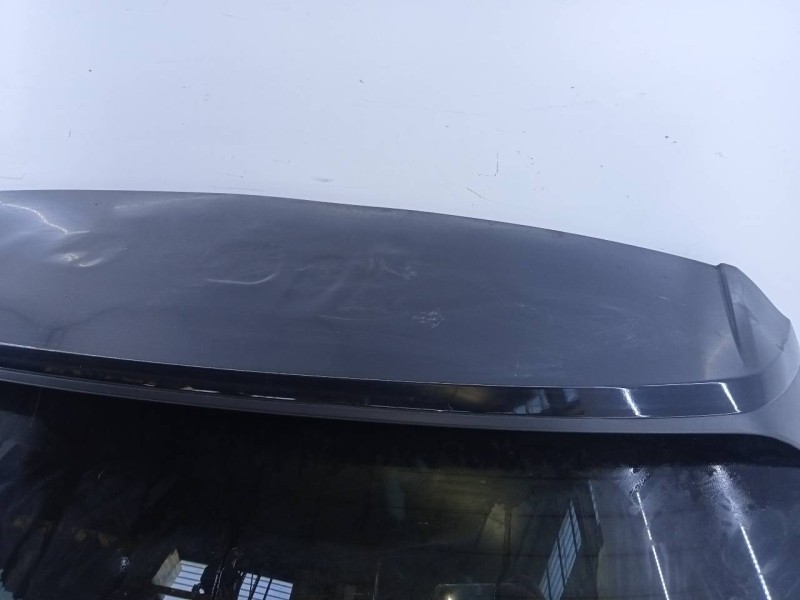 Recambio de porton trasero para volkswagen t-roc sport referencia OEM IAM   E4-A2-13