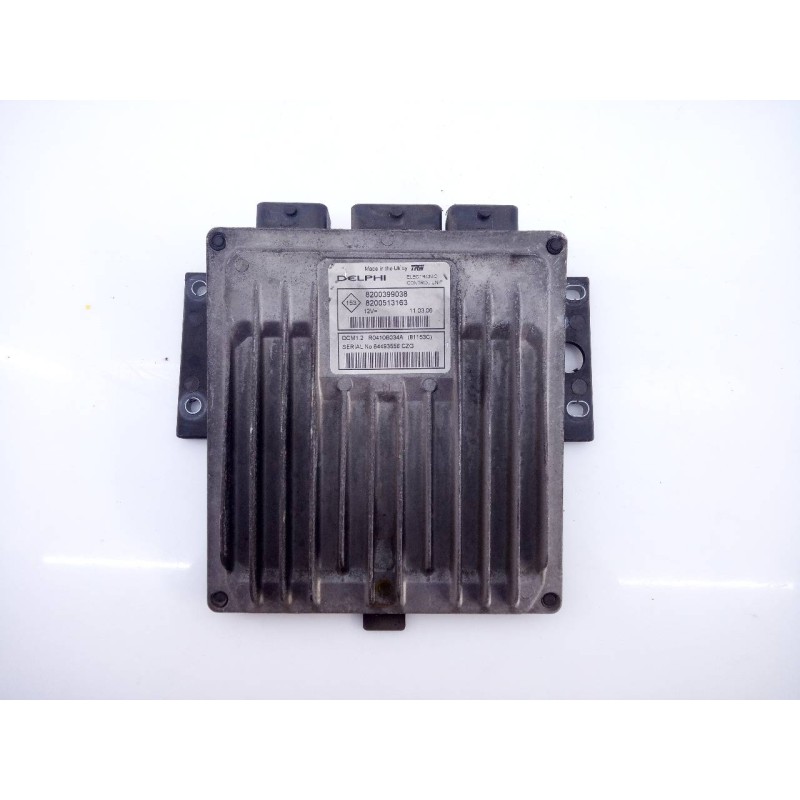 Recambio de centralita motor uce para renault clio iii 20 aniversario referencia OEM IAM 8200399038  E2-A1-33-7
