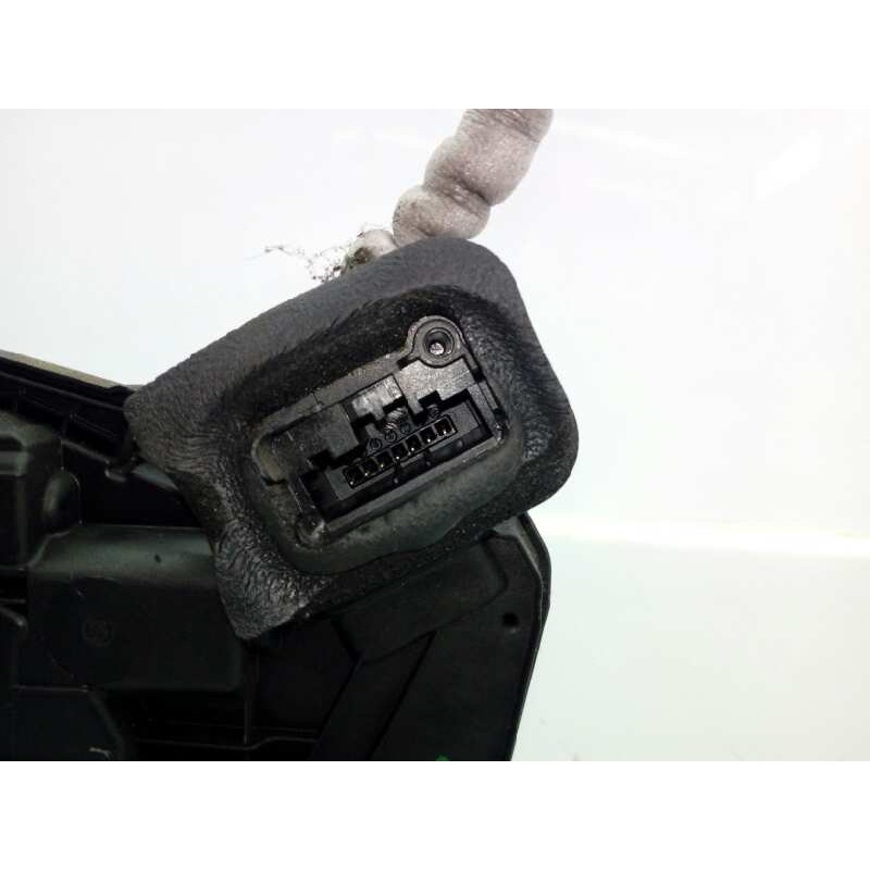 Recambio de cerradura puerta trasera derecha para skoda rapid active referencia OEM IAM   E1-A5-40-1