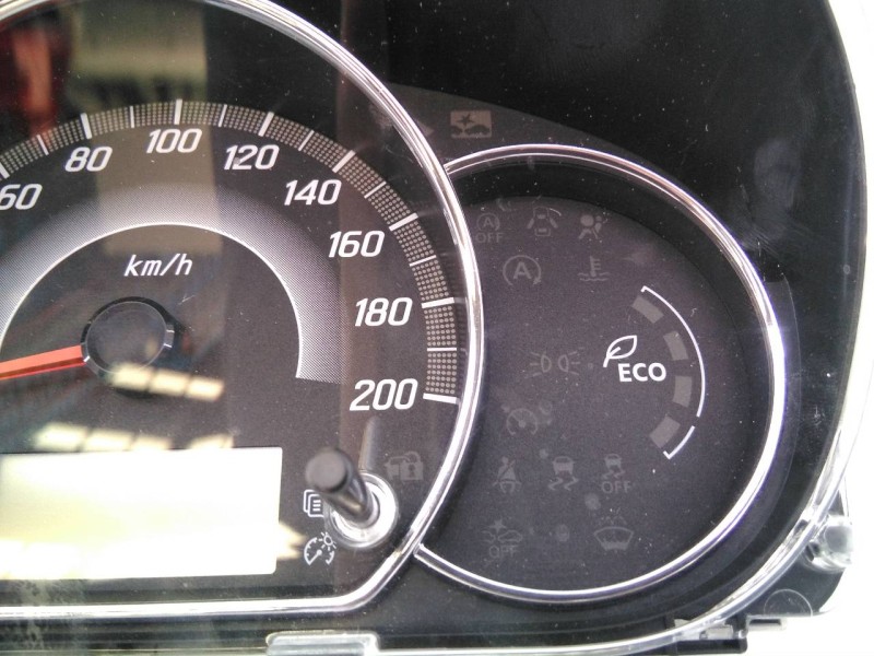 Recambio de cuadro instrumentos para mitsubishi space star (a00) kaiteki referencia OEM IAM 8100C439 1575705812 E3-B3-41-4