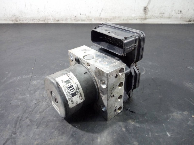 Recambio de abs para kia carens ( ) drive referencia OEM IAM 58910A4810  P3-A8-15-2