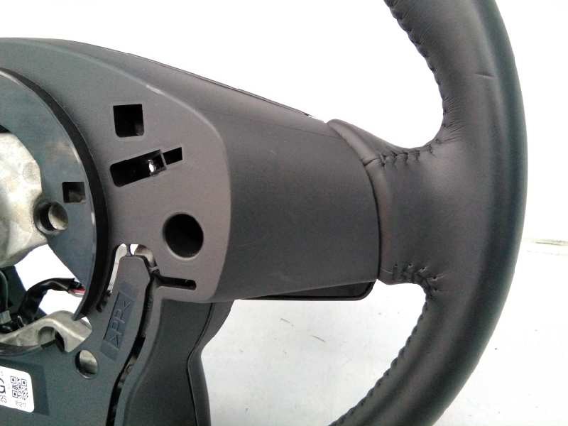 Recambio de volante para mazda cx-5 zenith 2wd referencia OEM IAM K0273 B62S181217 E2-B5-39-1