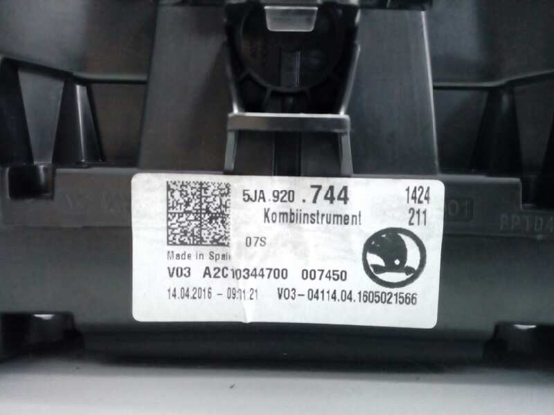 Recambio de cuadro instrumentos para skoda rapid active referencia OEM IAM 5JA920744  E2-A1-8-6