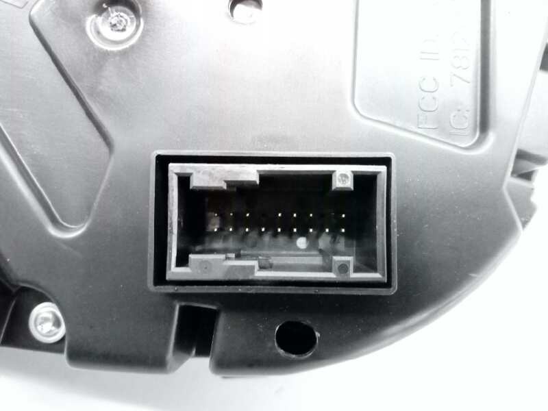 Recambio de cuadro instrumentos para skoda rapid active referencia OEM IAM 5JA920744  E2-A1-8-6