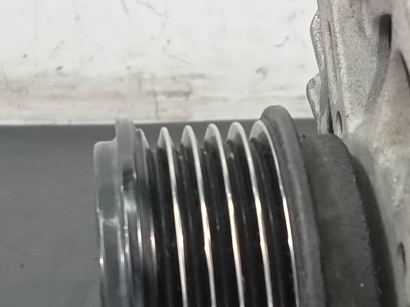 Recambio de alternador para kia carens ( ) drive referencia OEM IAM 373002A850 2611067 P3-B6-8-1