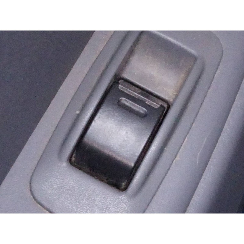 Recambio de mando elevalunas trasero izquierdo para toyota rav 4 (a2) 2.0 luna 4x4 (2003) referencia OEM IAM   
