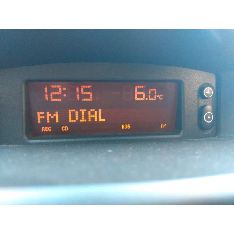 Recambio de pantalla multifuncion para opel corsa d cosmo referencia OEM IAM 565412769  E3-A5-18-4