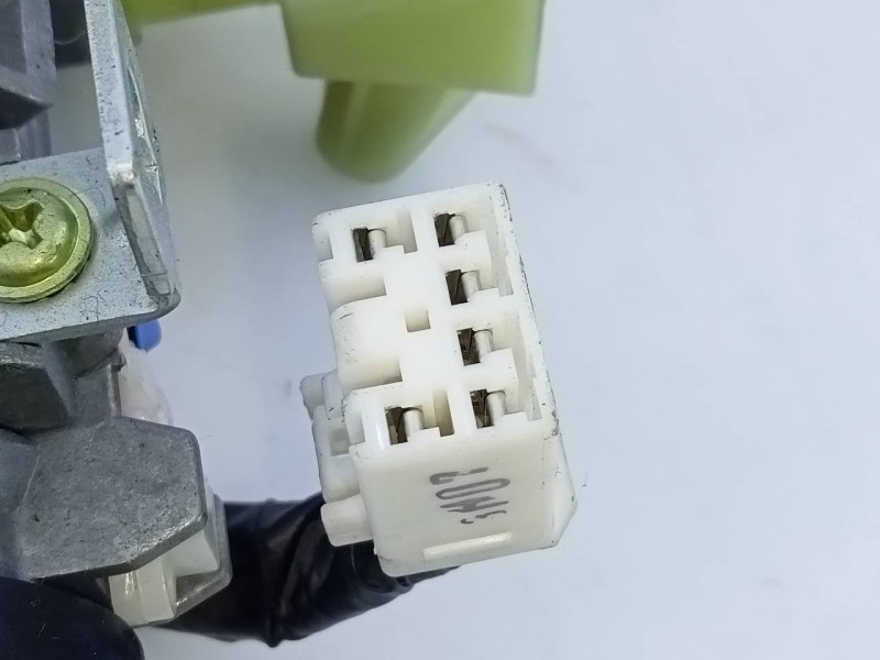 Recambio de antirrobo para kia carens ( ) drive referencia OEM IAM   E3-A3-26-2