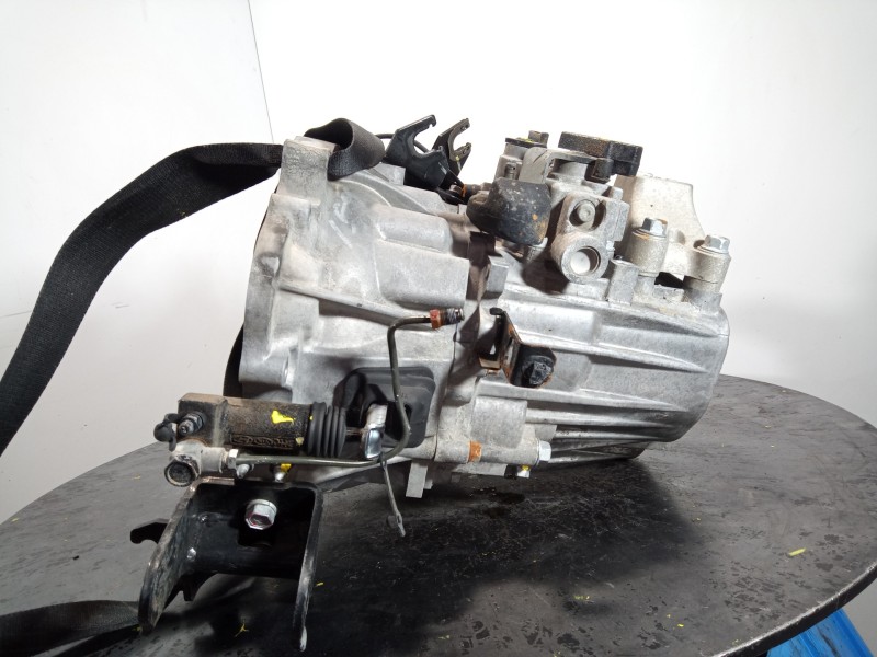 Recambio de caja cambios para hyundai i30 style referencia OEM IAM S81767 570556 M1-A3-103