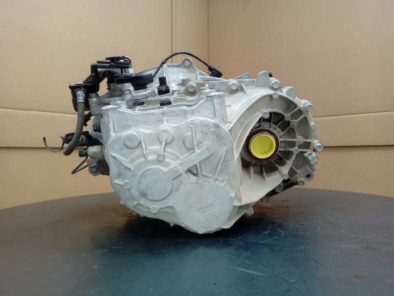 Recambio de caja cambios para hyundai i30 1.6 crdi cat referencia OEM IAM WBJ6H  M1-A2-67