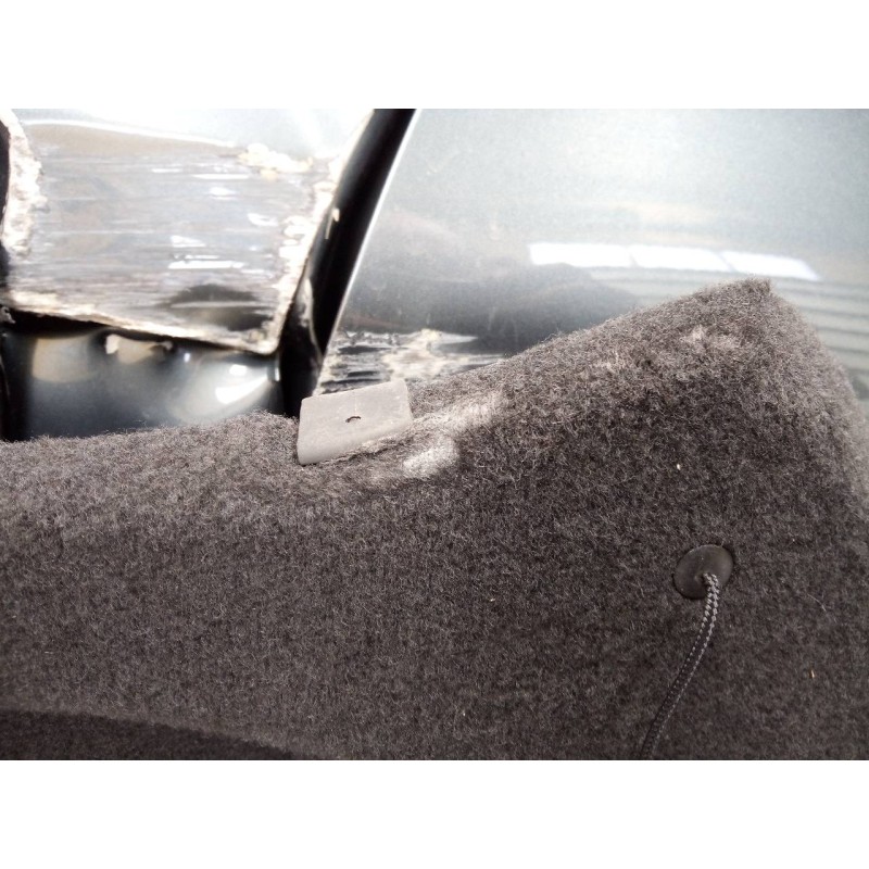 Recambio de bandeja trasera para seat ateca (kh7) xcellence referencia OEM IAM   