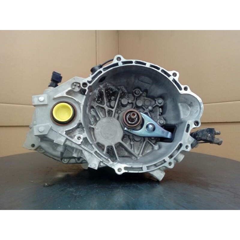 Recambio de caja cambios para hyundai i30 1.6 crdi cat referencia OEM IAM WBJ6H  M1-A2-67
