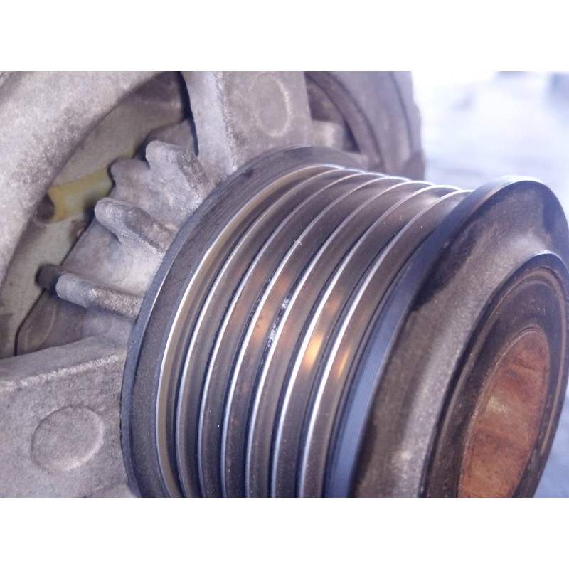 Recambio de alternador para suzuki grand vitara jb (jt) 1.9 ddis turbodiesel referencia OEM IAM 3140067J0 1042104660 P3-B5-27-2