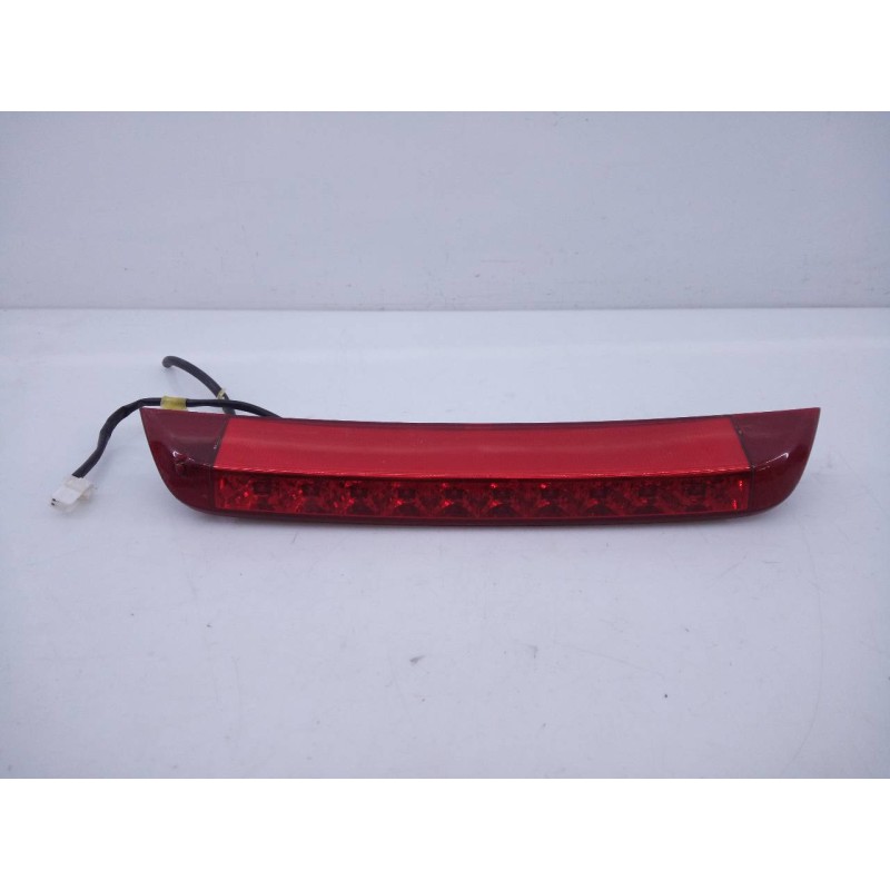 Recambio de luz central de freno para kia carens ( ) drive referencia OEM IAM   E3-A3-29-2