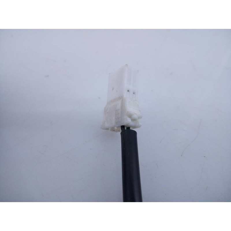 Recambio de luz central de freno para kia carens ( ) drive referencia OEM IAM   E3-A3-29-2