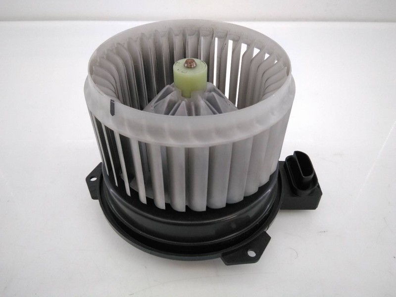 Recambio de ventilador calefaccion para mitsubishi space star (a00) kaiteki referencia OEM IAM   