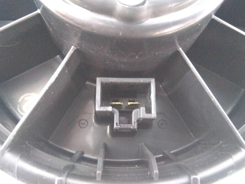 Recambio de ventilador calefaccion para mitsubishi space star (a00) kaiteki referencia OEM IAM   