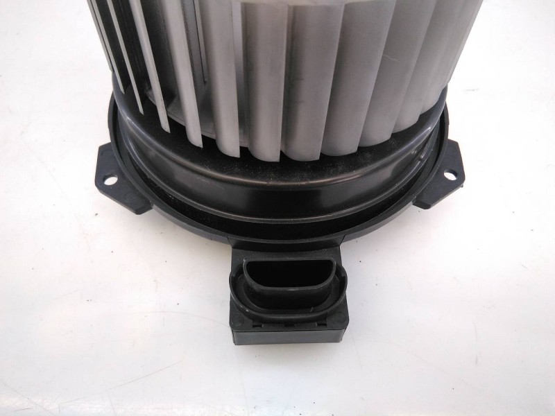 Recambio de ventilador calefaccion para mitsubishi space star (a00) kaiteki referencia OEM IAM   