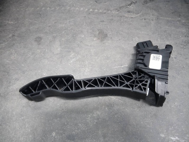 Recambio de pedal acelerador para seat ateca (kh7) xcellence referencia OEM IAM 5Q1723503J  