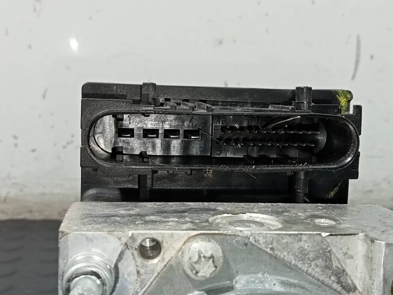 Recambio de abs para dacia logan mcv ambiance referencia OEM IAM 8200756092 0265232110 P3-A8-24-4