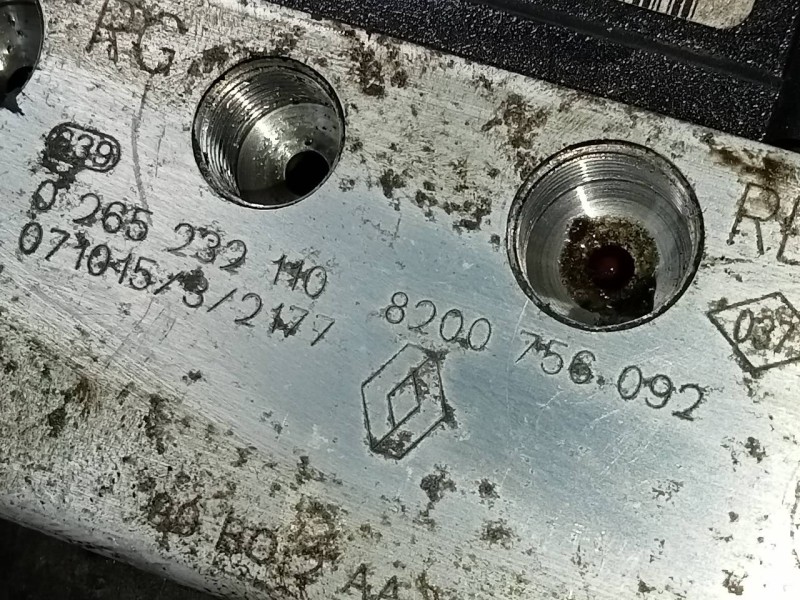 Recambio de abs para dacia logan mcv ambiance referencia OEM IAM 8200756092 0265232110 P3-A8-24-4