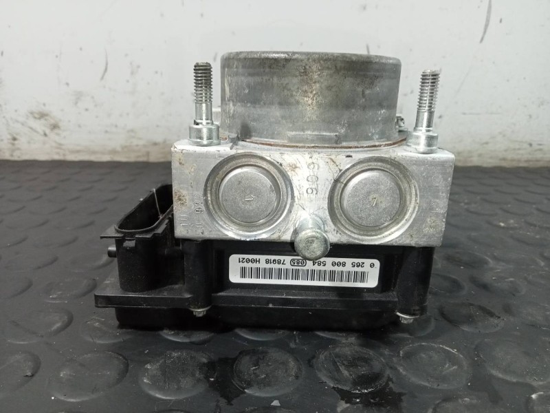 Recambio de abs para dacia logan mcv ambiance referencia OEM IAM 8200756092 0265232110 P3-A8-24-4