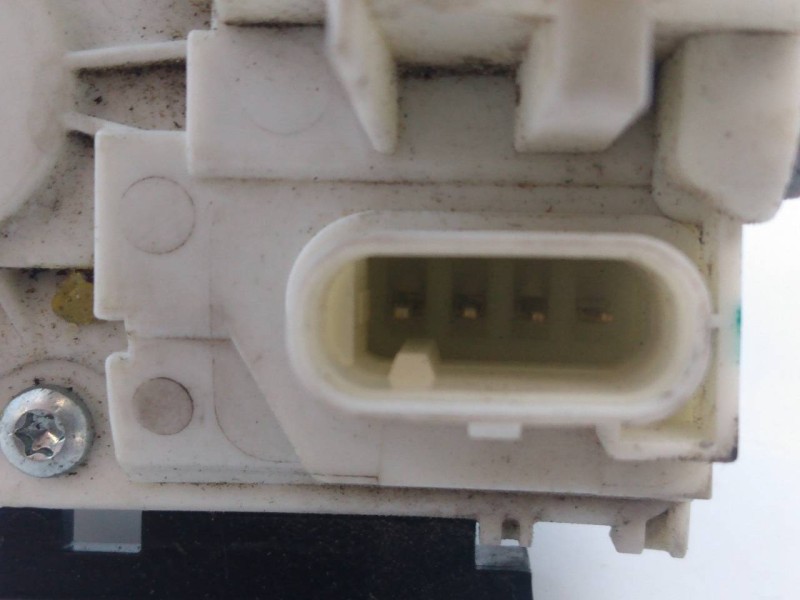 Recambio de cerradura puerta trasera izquierda para fiat 500 x (334) pop referencia OEM IAM A046465  E3-B4-13-2