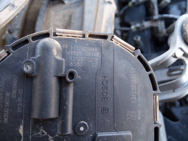 Recambio de motor limpia delantero para kia carens ( ) drive referencia OEM IAM 98110A4900  