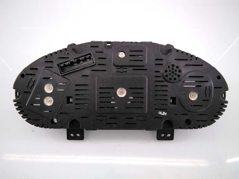 Recambio de cuadro instrumentos para kia sportage concept 4x2 referencia OEM IAM 940033U175  E3-A3-26-2