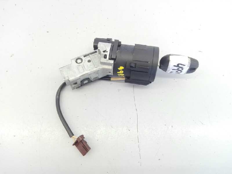 Recambio de antirrobo para peugeot 208 style referencia OEM IAM 9663123380  E3-B2-25-3