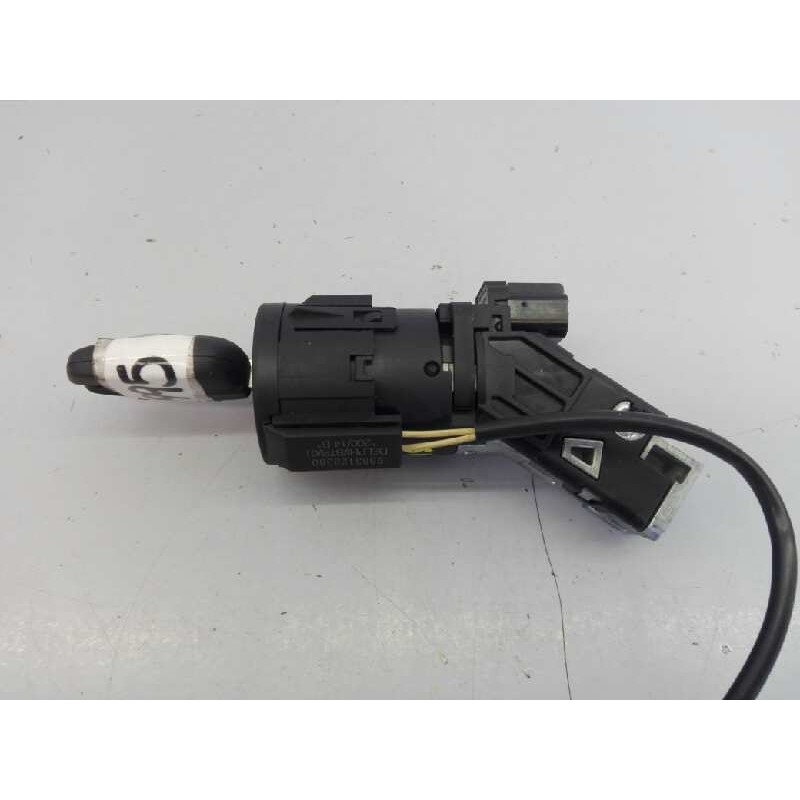 Recambio de antirrobo para peugeot 208 style referencia OEM IAM 9663123380  E3-B2-25-3