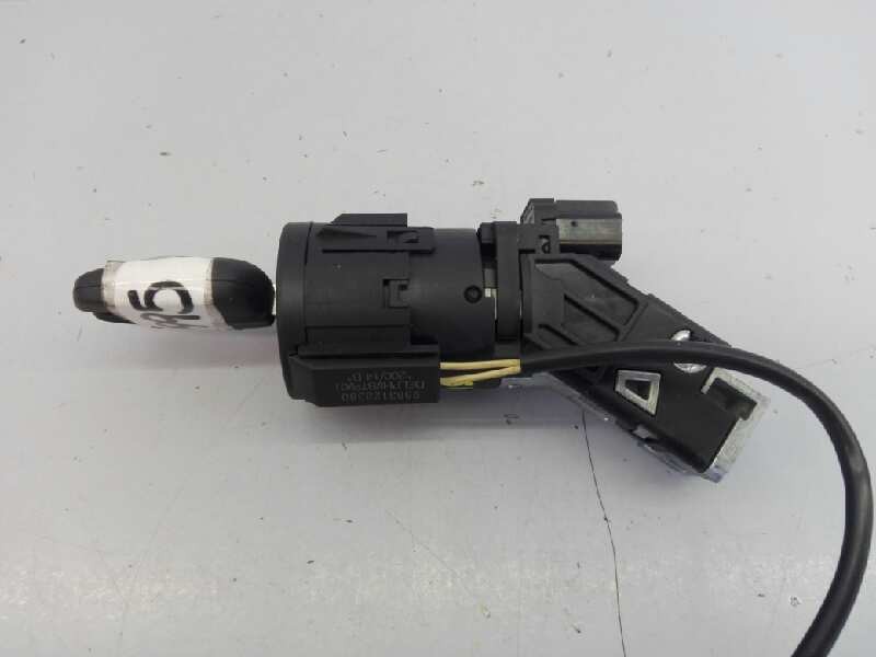 Recambio de antirrobo para peugeot 208 style referencia OEM IAM 9663123380  E3-B2-25-3