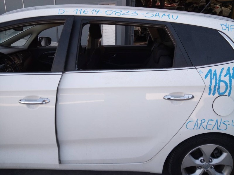 Recambio de puerta trasera izquierda para kia carens ( ) drive referencia OEM IAM   