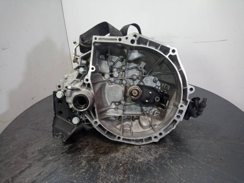 Recambio de caja cambios para citroën c-elysée exclusive referencia OEM IAM 20A701 1711014 M1-B2-79